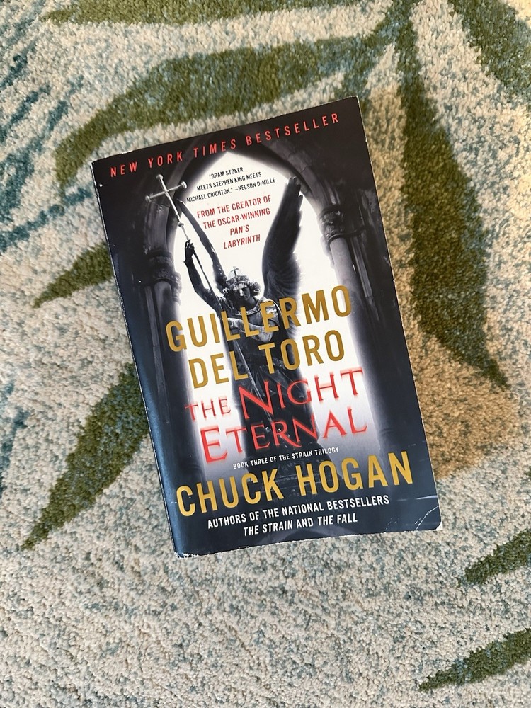 Night Eternal by Guillermo del Toro and Chuck Hogan (2013, Trade Paperback)
