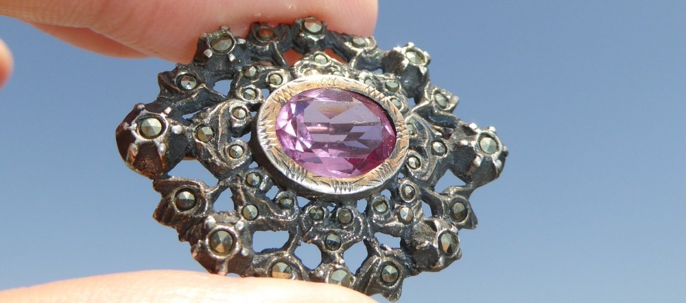 Gorgeous Vintage Sterling Silver Stamped Marcasite Oval Pink Crystal Brooch