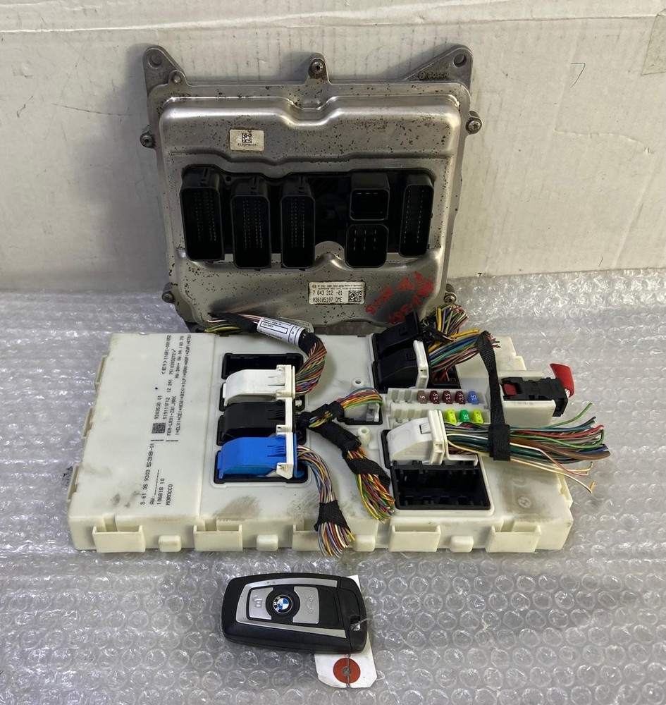 OEM BMW F30 N20B ENGINE CONTROL UNIT DME ECU SET 7643312 BOSCH