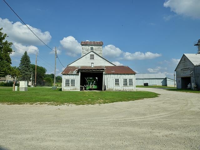 Photo:Amana Iowa 2016 Barns Amana Colonies Iowa County Farm Buildings