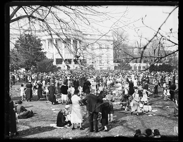 Photo:Washington D.C. White House Lawn Crowd 1910s Gathering
