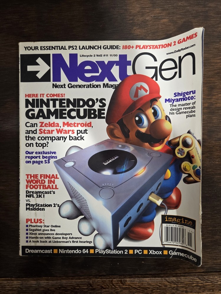 NextGen Magazine October 2000, Lifecycle 2 Vol. #11 Mario GameCube PS2 Launch