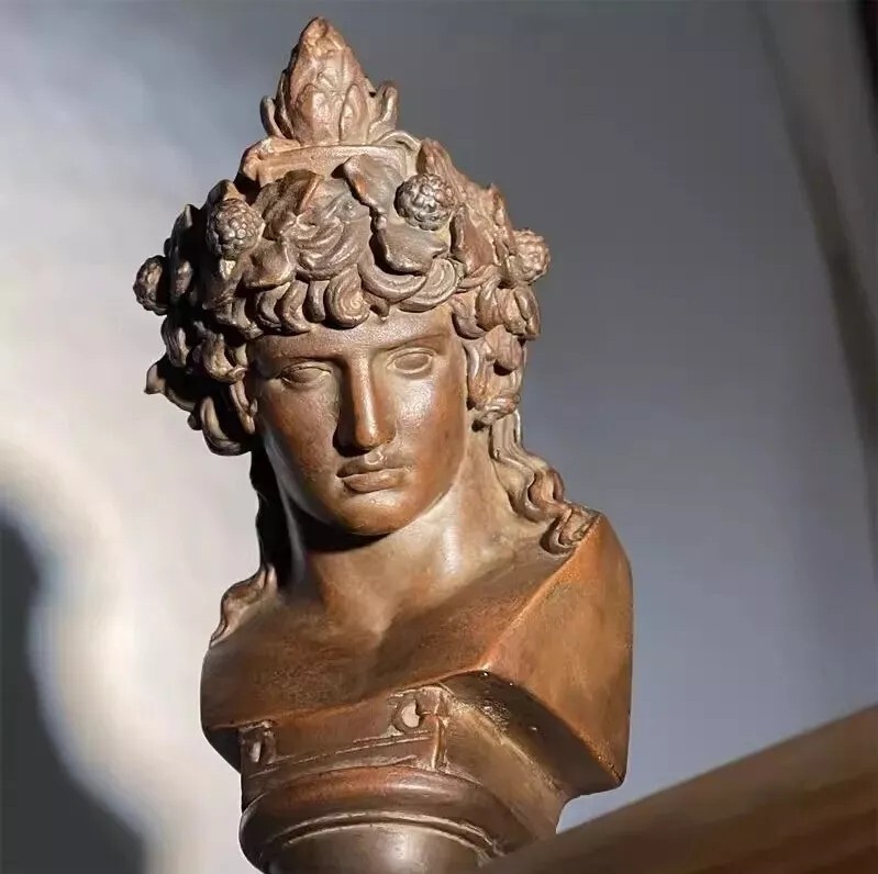 Handcrafted Bronze Dionysus Bust Sculpture - Ancient Greek God Statue for Home Decor