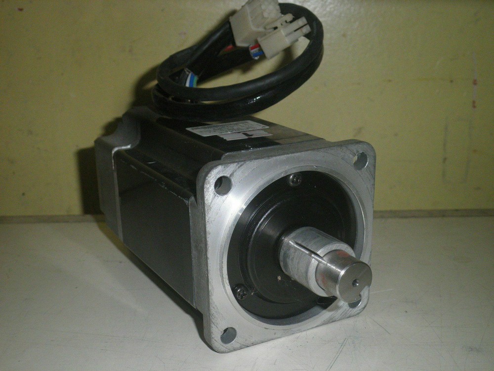 Yaskawa SGML-08AF14 SGML08AF14 AC Servo Motor MAde in Japan 30 Days Warranty