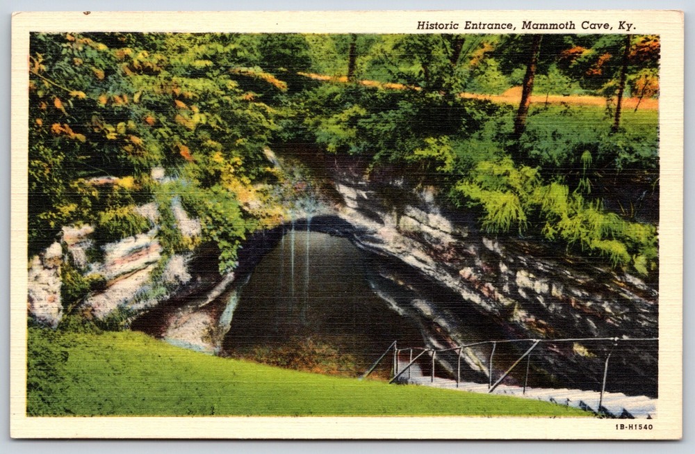 Postcard Historic Entrance Mammoth Cave Kentucky Unposted