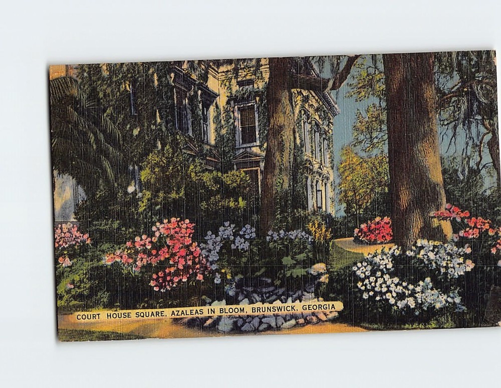 Postcard Court House Square, Azaleas in Bloom, Brunswick Georgia USA