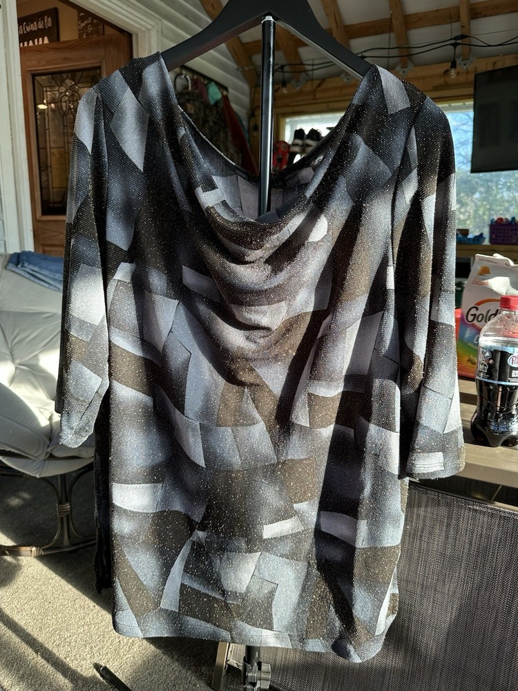 Expresso Woman Plus Size 3X Black Gray Geometric Cowl Neck Blouse 3/4 Sleeve