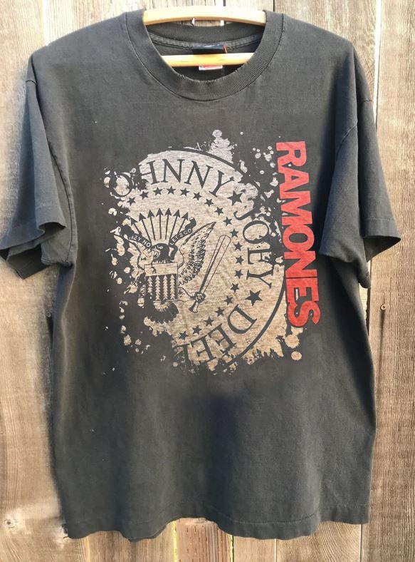 Ramones band vtg charcoal short sleeve t-shirt QT6655