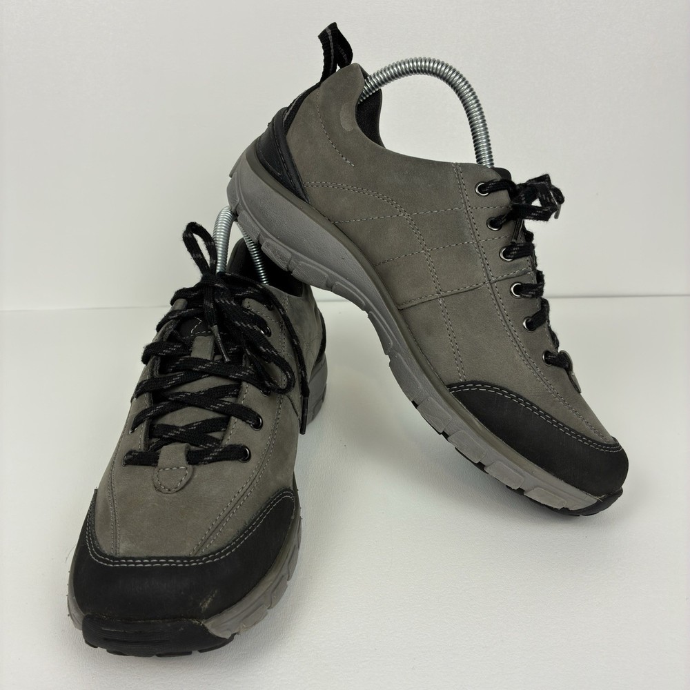 Clarks Wave Walk Women’s Gray Suede Walking Shoes Lace Up US 8.5