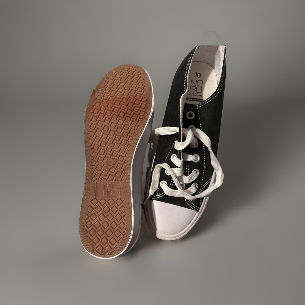 *NEW* No Boundaries Women’s Sneakers Size 10W Black Canvas Lace Up Casual Shoes