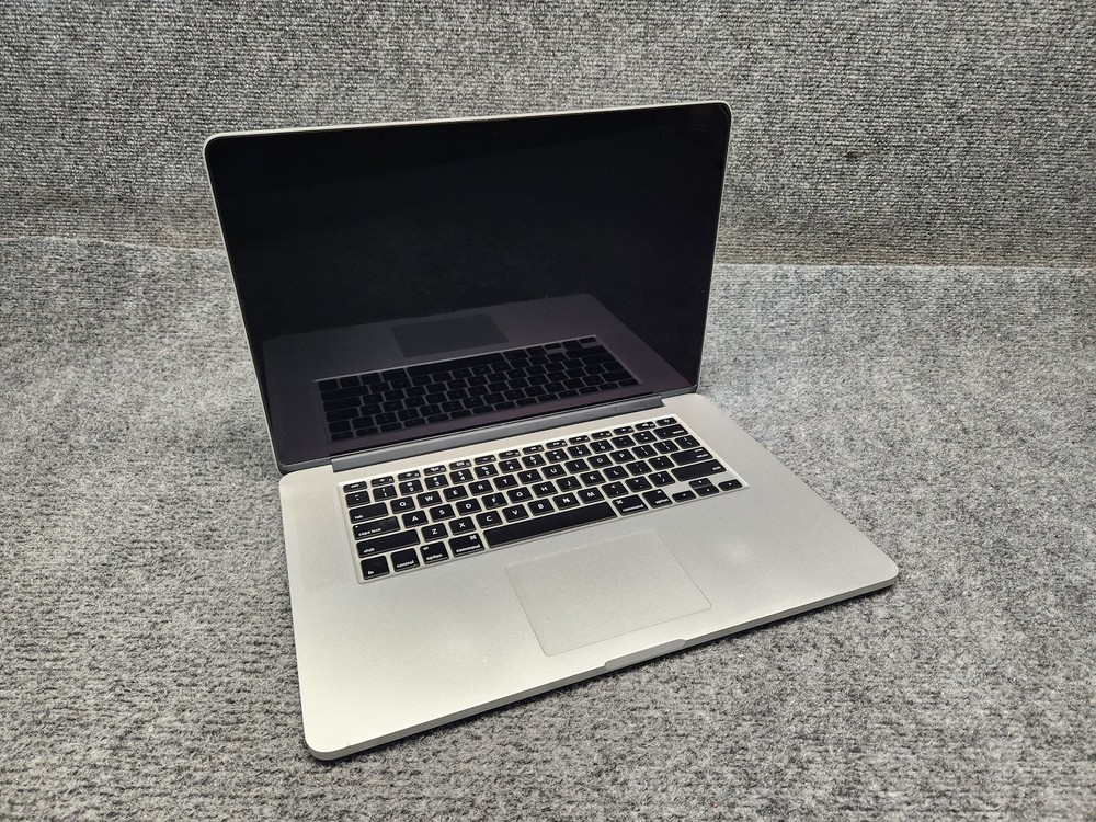 Apple A1398 MacBook Pro 15.4