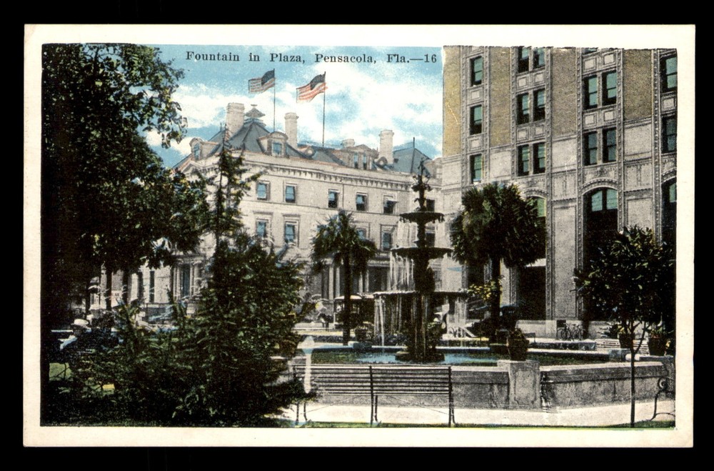 Fountain In Plaza Pensacola Florida FL Unp Postcard