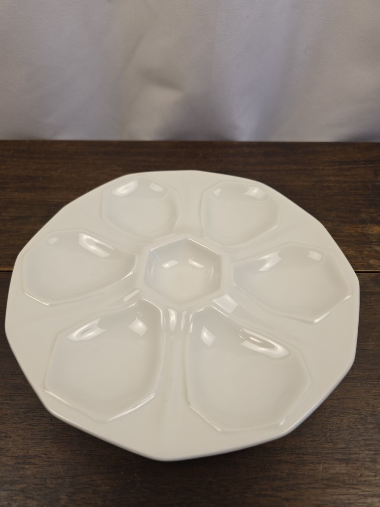 VTG B & C Limoges France White Porcelain Oyster Plate 6 Compartments/1 Well
