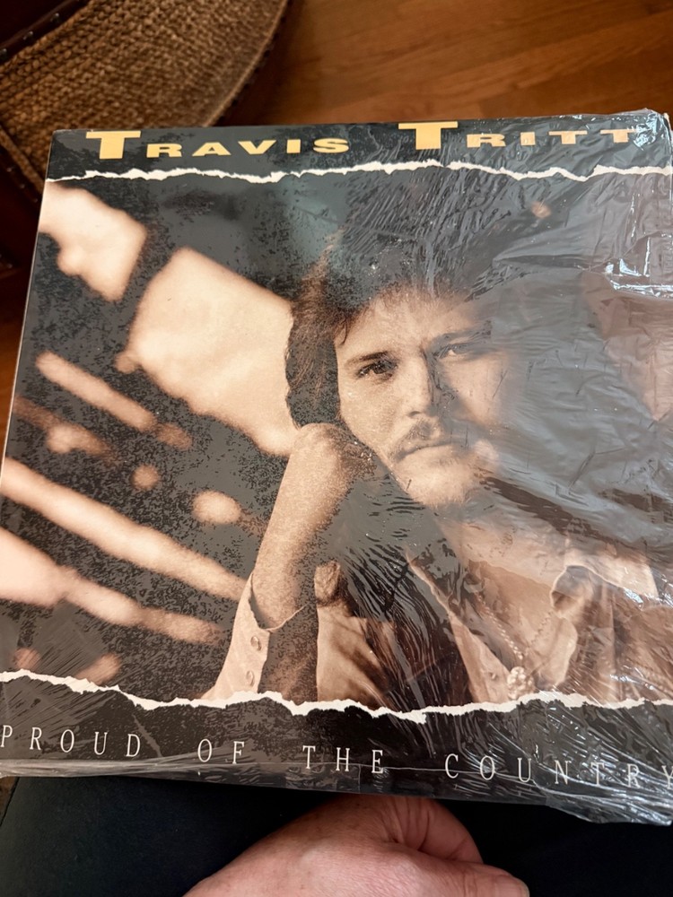Proud Of The Country [LP] Travis Tritt Rare 1987 Vintage signed by Billy Suit