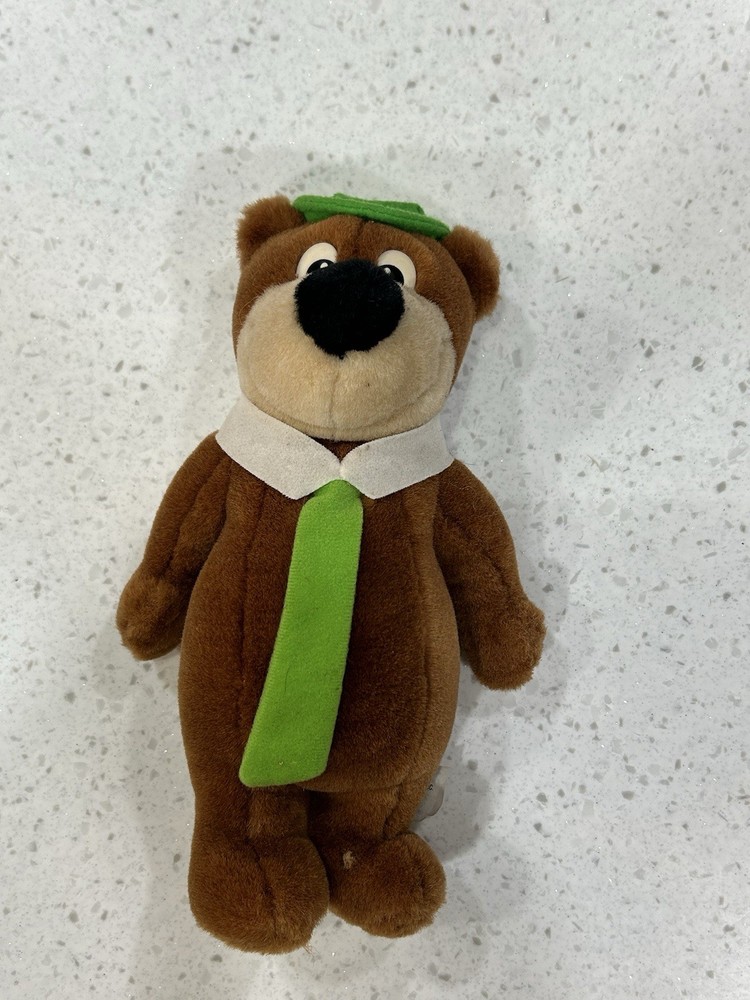 Yogi Bear 1995 Vintage Hanna-Barbera Plush Stuffed Animal