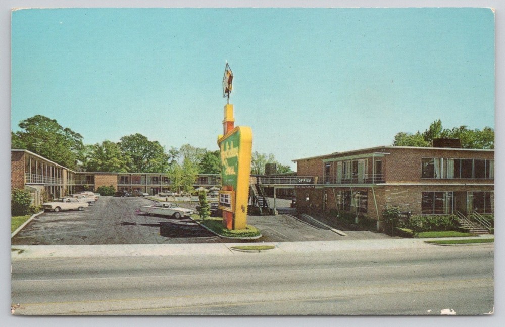 Vtg Holiday Inn Orangeburg SC Motel Postcard Curteichcolor 1960s Mid-Century