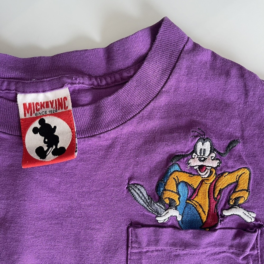 Vintage Disney Goofy Purple t shirt Adult S/M