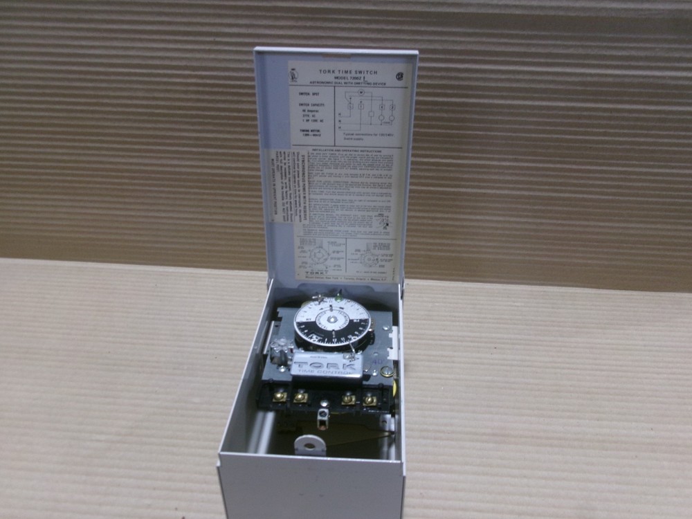 NEW Tork 7200Z Time Switch Astronomic Dial w/ Omitting Device AK