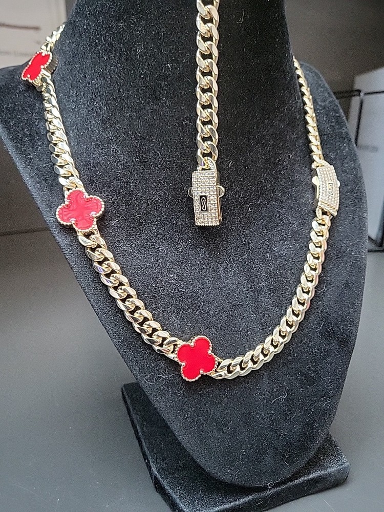 Woman Choker Set Of Red Clover Stamp 14k 20 In Chain 8 In Bracelet