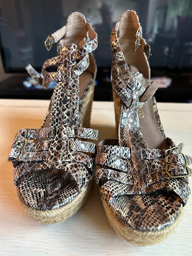 Franco Sarto Creed Wedge Espadrille in Nero Safari Leather Size 8M