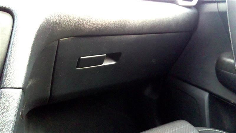 SPORTAGE  2018 Glove Box 104530733