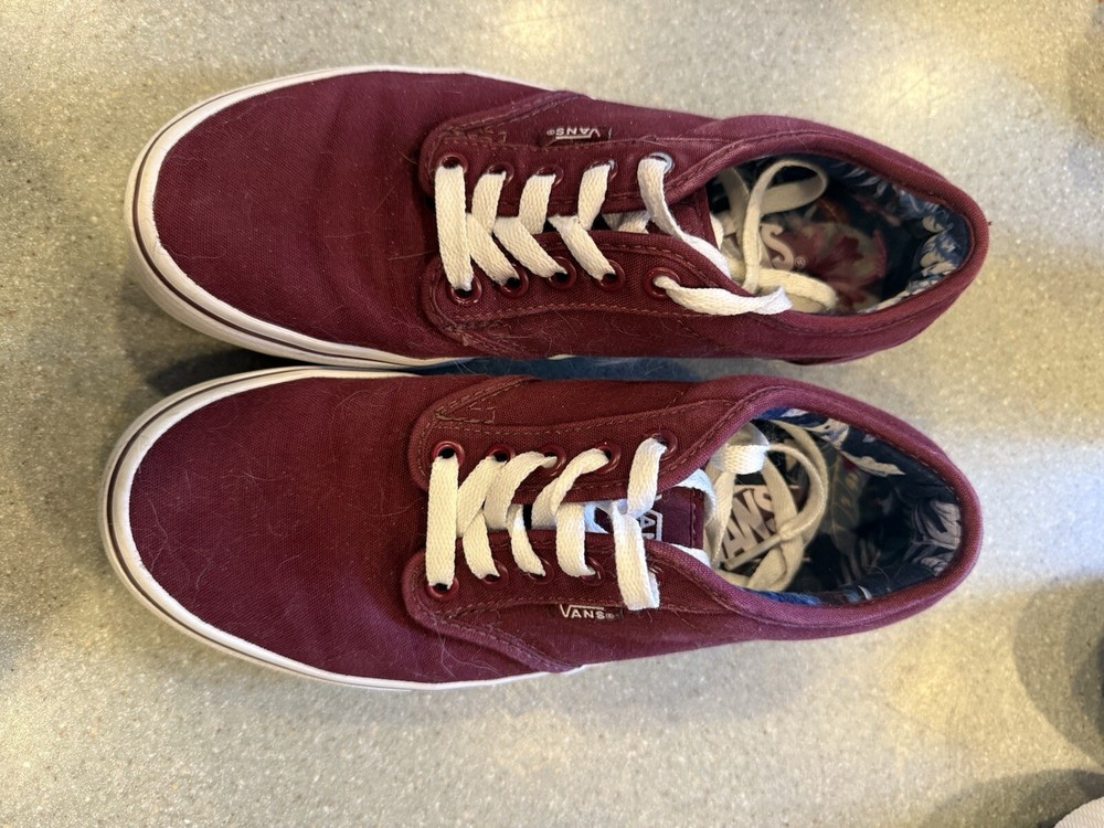 Vans Women's Size 8.5 Burgundy Maroon Low Top Shoes