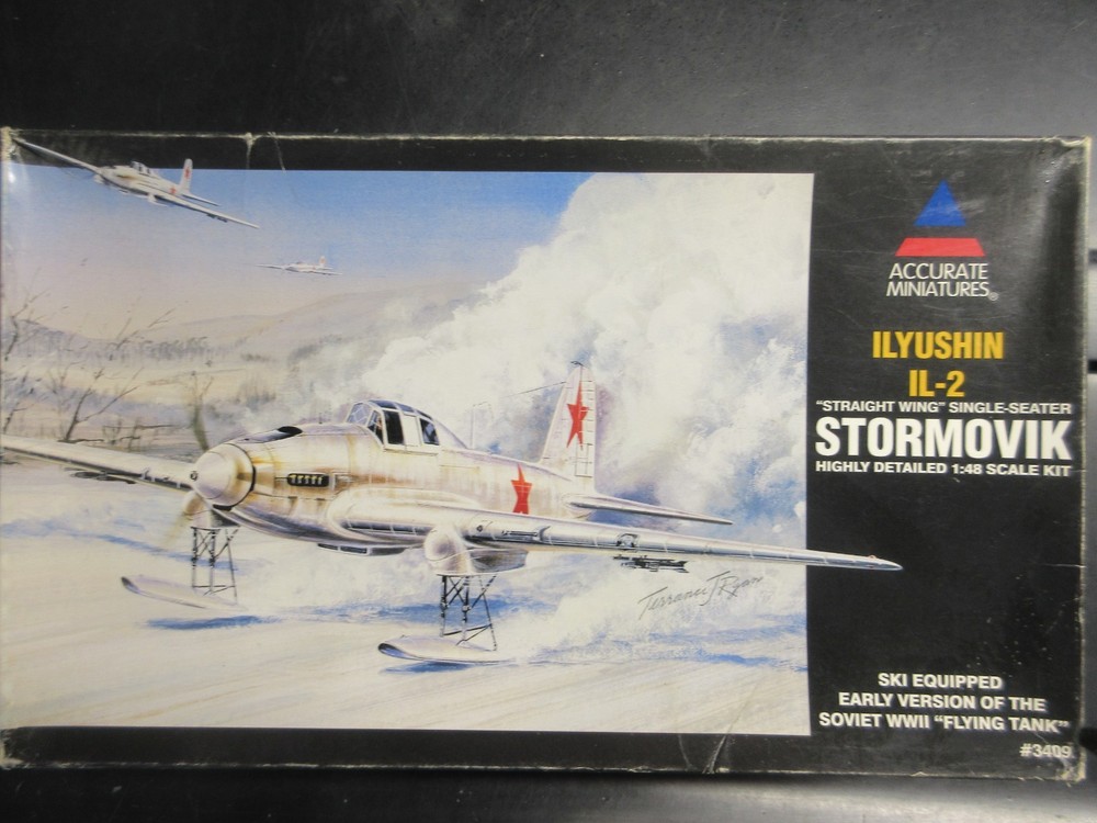 Accurate Miniatures 1/48 Ilyushin Il-2 Stormovik Ski-Equipped  #3409-image