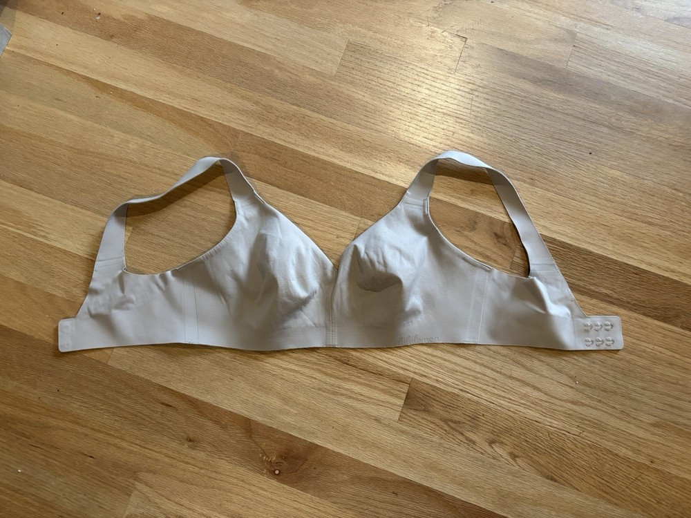 Lululemon Athletica Bra Size 34D Beige