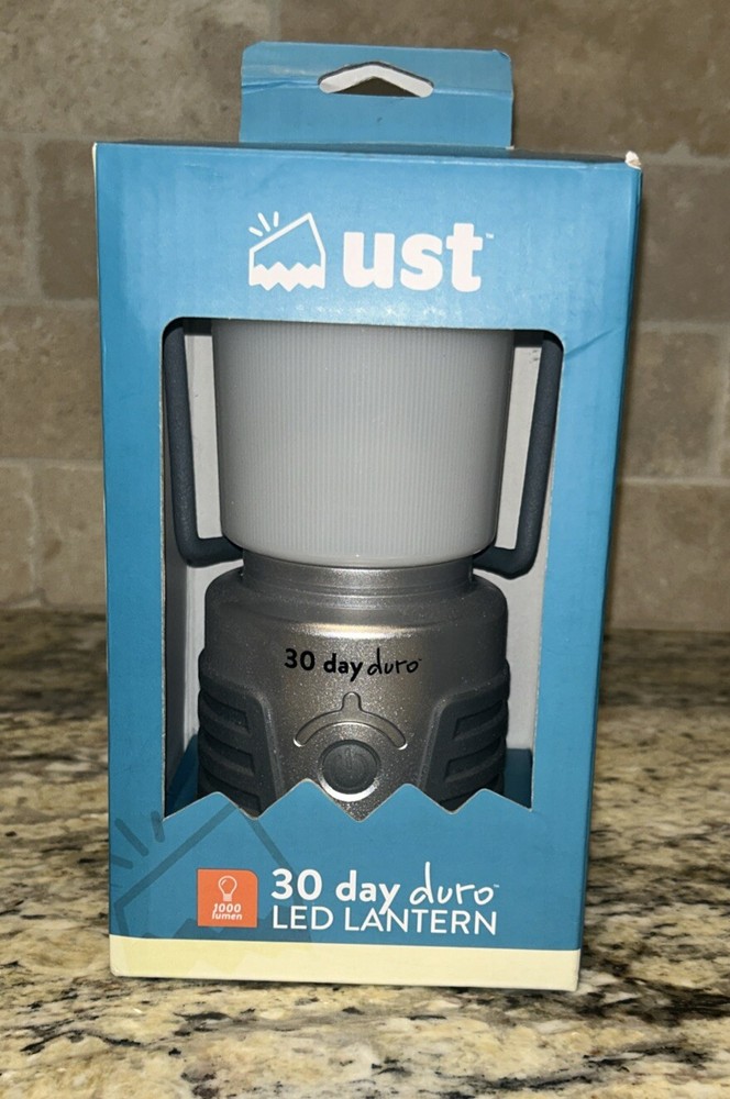 UST 30-Day Duro 1000 Lumen LED Lantern with Lifetime LED Bulbs, Silver
