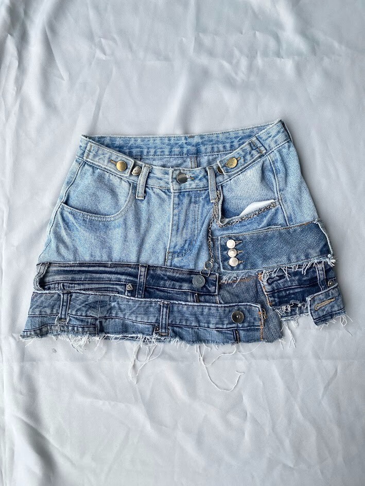 denim skirt  Size 6 reworked Vintage Y2K Hysteric Glamour Kinky Ski Mini Denim