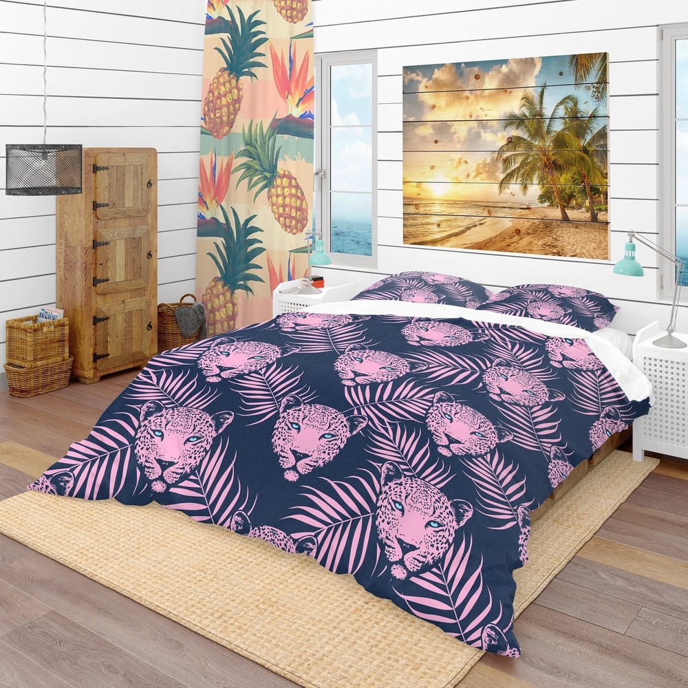 Designart 'Leopard with Palm Leaves Pattern' Tropical