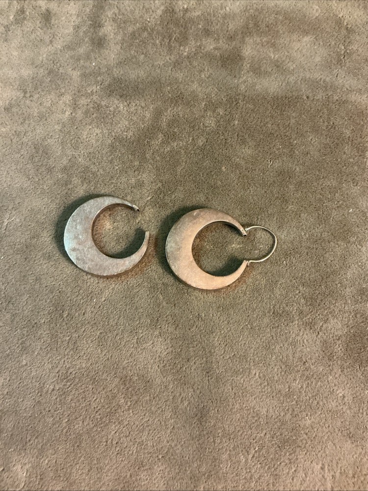 Victorian gold plate hoop earrings as is condition circa 1880s