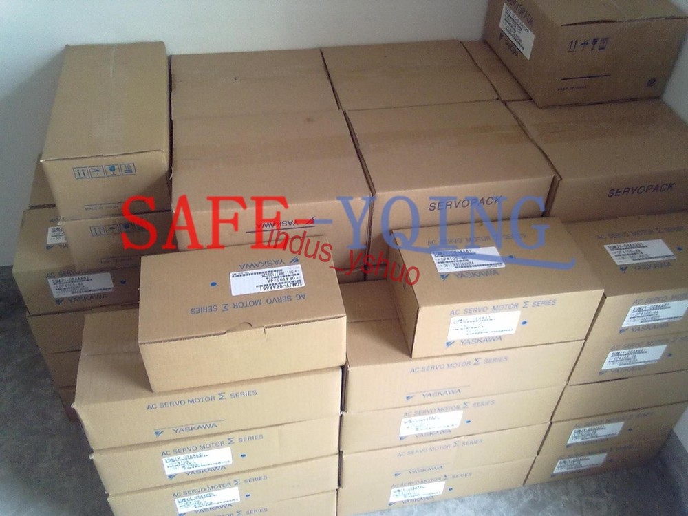 1Pcs New Yaskawa Servo Driver Sgd7S-200A10B202