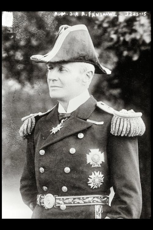 Photo:Admiral Sir A Fanshawe,group portrait photographs,crowds,c1910