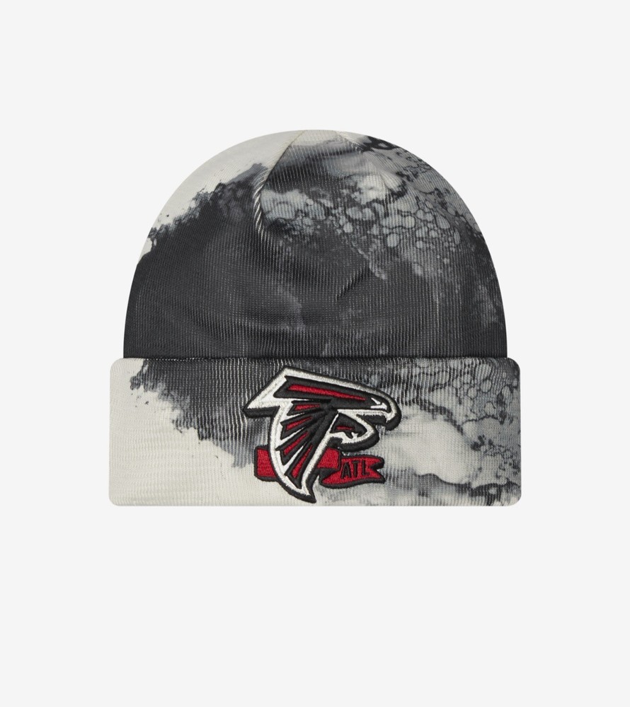 NEW ERA ATLANTA FALCONS 2022 SIDELINE BLACK INK DYE CUFFED KNIT BEANIE UNISEX