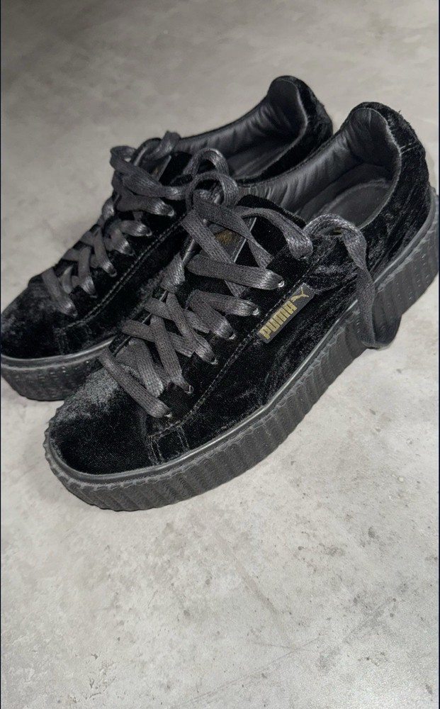Fenty Puma Sneakers by Rihanna Black & Gold Women’s Size 7