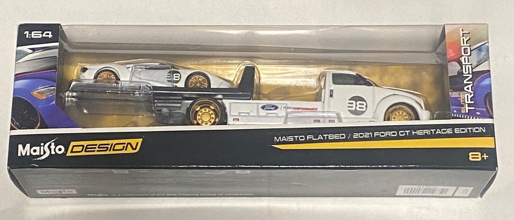Maisto Design 1:64 Scale Transport Maisto Flatbed 2021 Ford GT Heritage Edition