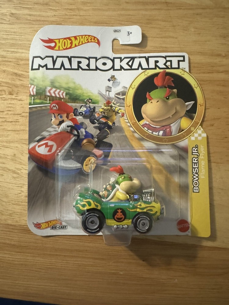 Hot Wheels MARIO KART 2020 BOWSER JR FLAME FLYER Diecast Car L$$k NIP