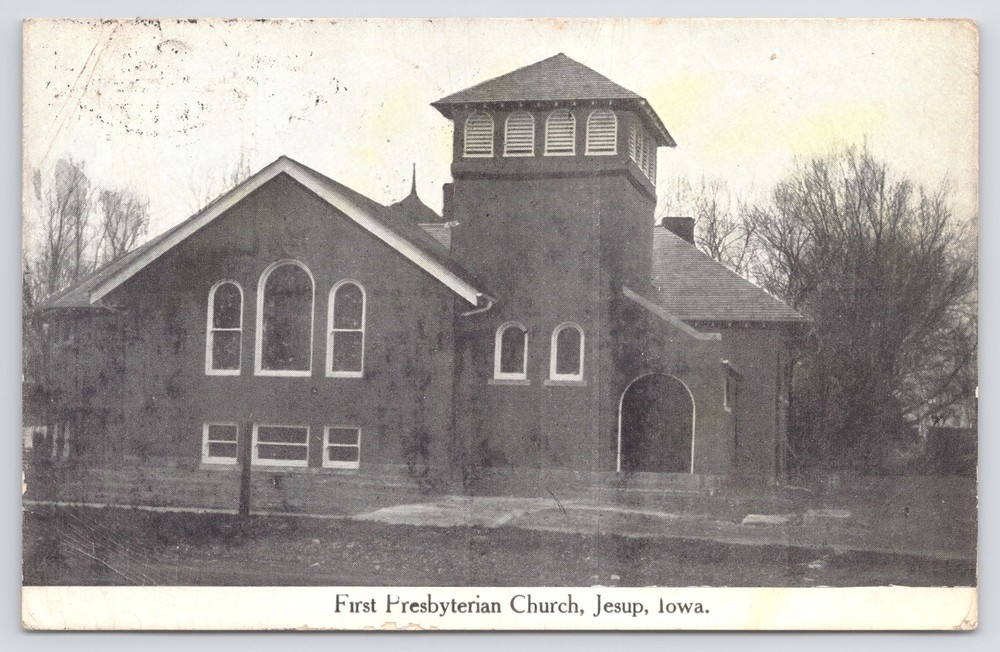 Church & Religious~Jesup Iowa~Old First Presbyterian Church~1911 Postcard