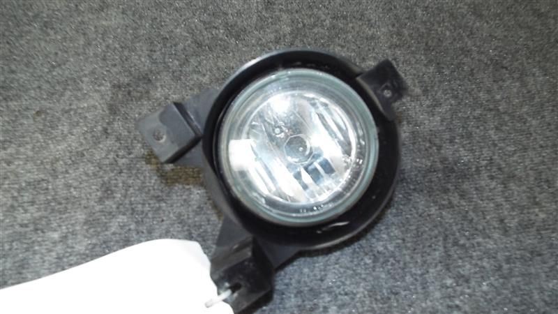 PASSENGER CORNER/PARK LIGHT FOG-DRIVING BUMPER ROUND FITS MOUNTAINEER 1072815