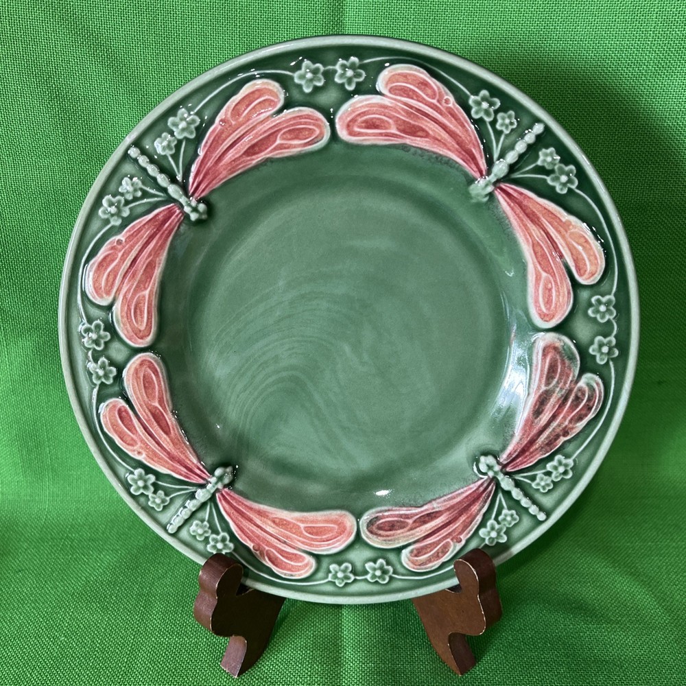 Bordallo Pinheiro Majolica Plate Green Pink Dragonflies