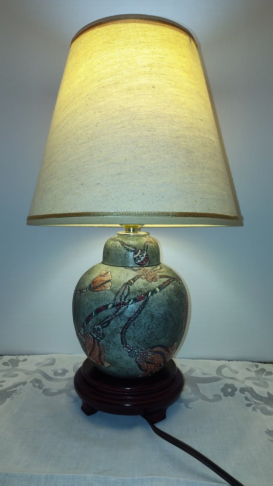 Ginger jar lamp