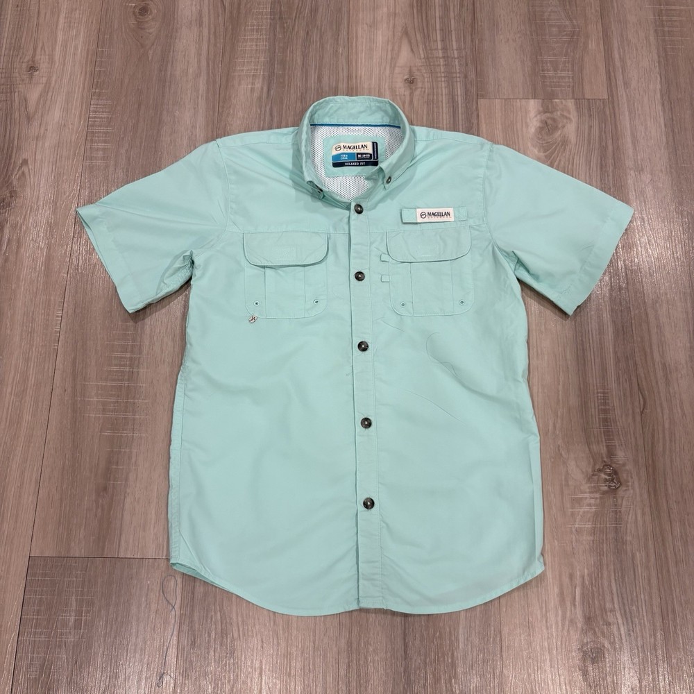 MAGELLAN OUTDOOR FISH GEAR MOISTUREWICKING Boys Sz 10/12 RELAXED FIT SHIRT GREEN