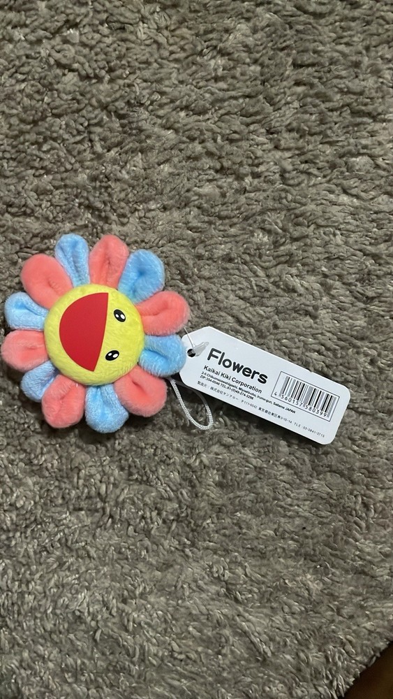 Takashi Murakami Blue & Pink  Pin Badge Kaikai Kiki Flower
