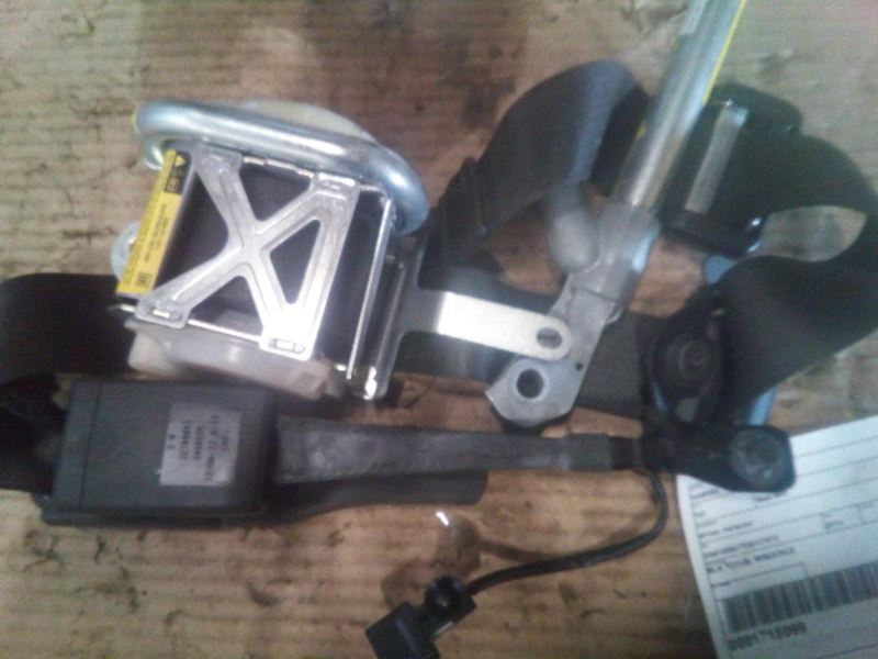 Front Driver Seat Belt Retractor Compatible with 2013 XTS Part 1279628