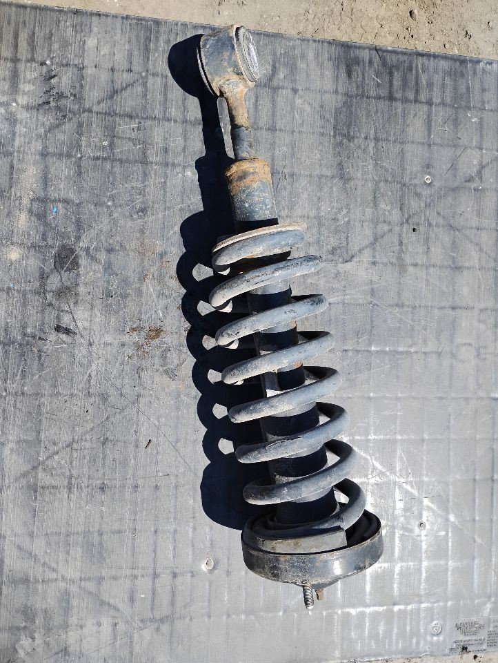 6-Lug Strut Front Wheel Base for 06-08 Ford F150 Pickup 565146