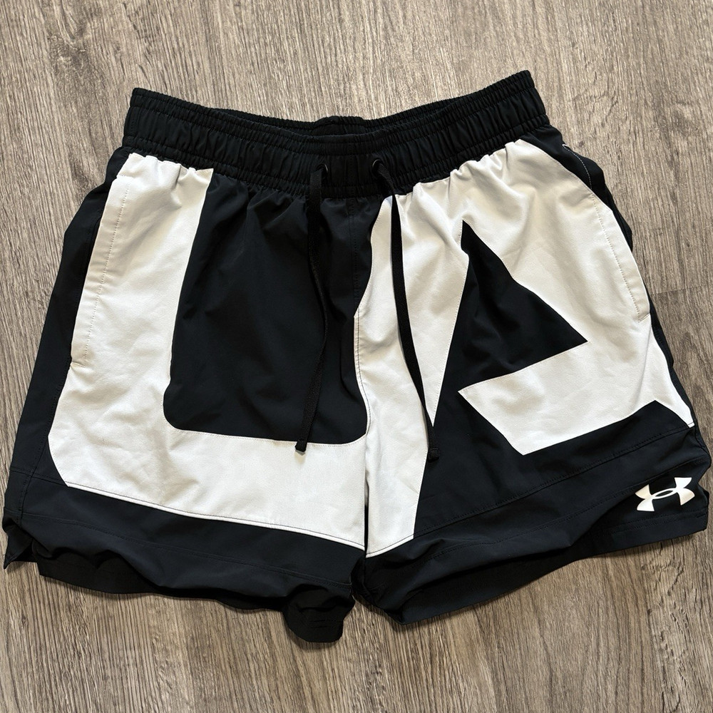 Under Armour LA Men's Athletic Shorts Size L Black/White Mesh Drawstring Pockets