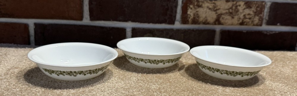 Vintage Corelle Spring Blossom Crazy Daisy Green 5-1/4