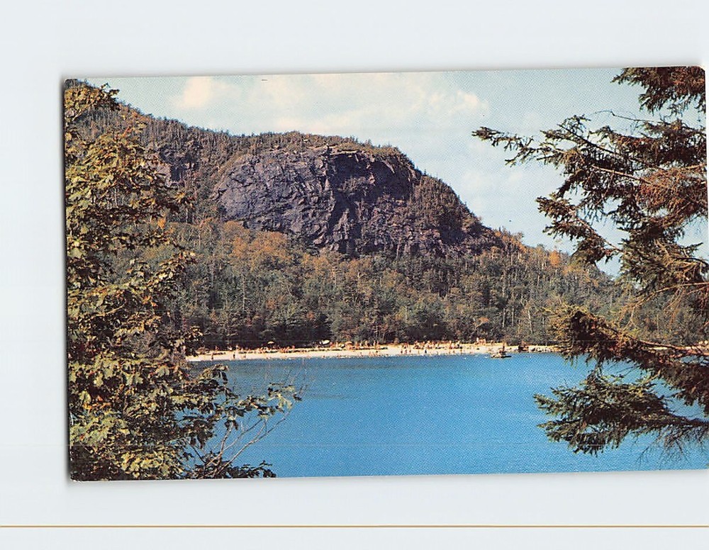 Postcard Echo Lake and Artist Bluff Franconia Notch NH USA