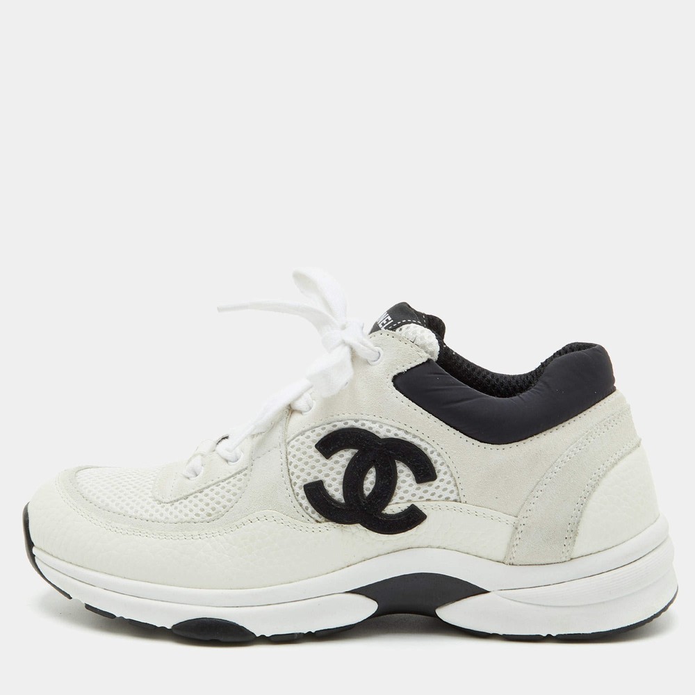 Chanel CC Size 38.5 WhiteBlack Mesh Suede and Leather Low Top Sneakers